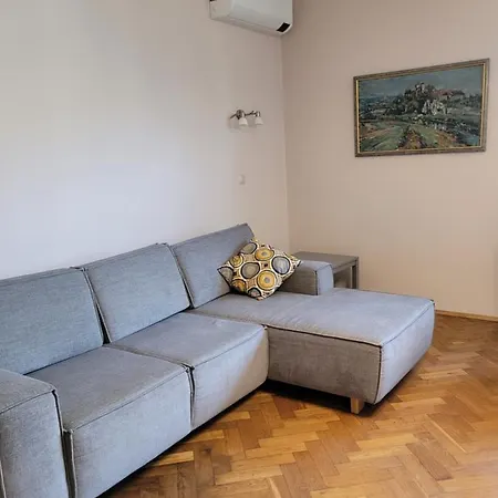 Salwator Falata アパート